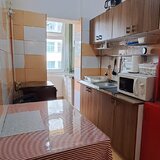 Stefan cel Mare, garsoniera cu centrala, boxa, bloc reabilitat, metrou